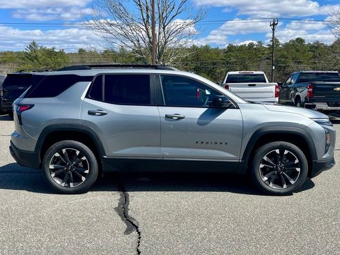 New 2026 Chevrolet Equinox RS w/ Convenience Package III AWD/4WD image 7
