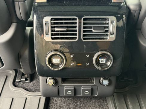 Used 2021 Land Rover Range Rover Westminster Edition AWD/4WD image 22