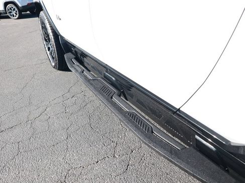 Used 2025 GMC Hummer EV 2X AWD/4WD image 14