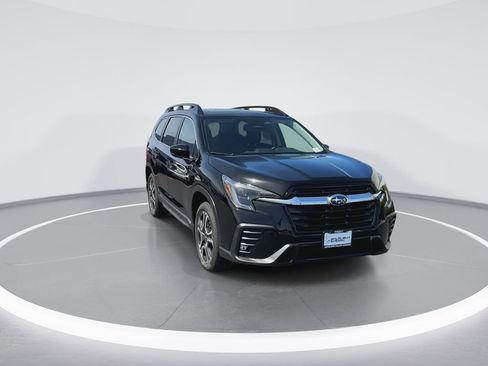 New 2026 Subaru Ascent Limited image 3