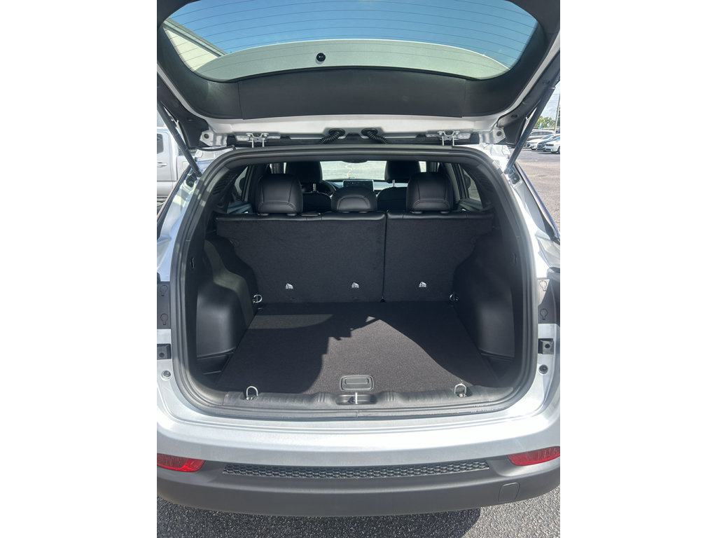 New 2026 Jeep Compass Latitude AWD/4WD image 8