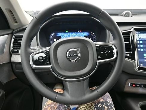 Used 2023 Volvo XC90 B6 Ultimate w/ Protection Package Premier AWD/4WD image 25
