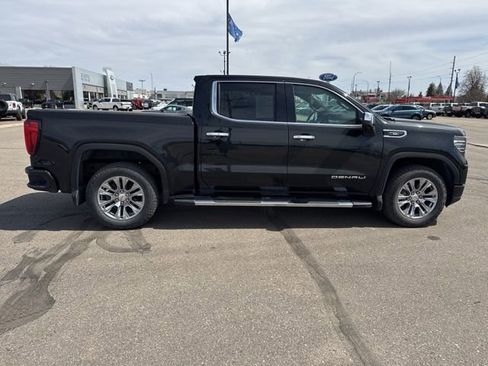 Used 2024 GMC Sierra 1500 Denali w/ Denali Carbonpro Edition image 12