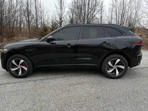 Used 2023 Jaguar F-PACE S image 8