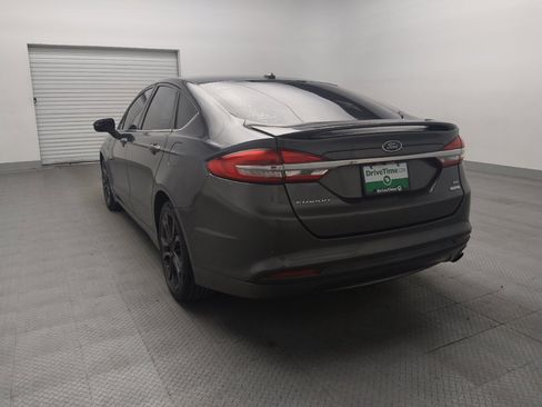 Used 2018 Ford Fusion SE w/ Equipment Group 201A FWD image 6