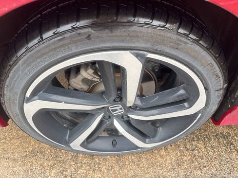 Used 2021 Honda Accord Sport image 11