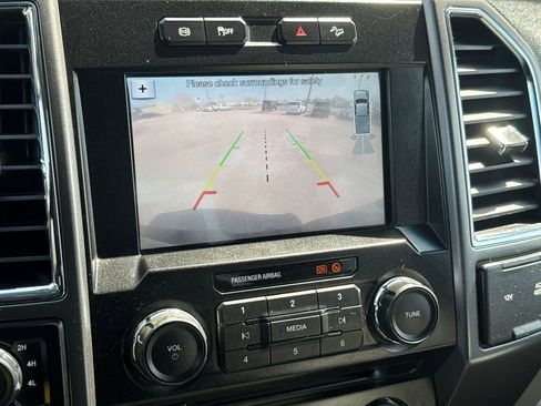 Used 2017 Ford F250 XLT w/ XLT Value Package image 27