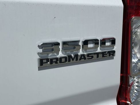 New 2025 RAM ProMaster 3500 w/ Premium Convenience Group image 8