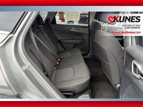 Used 2025 Kia Sportage LX image 16