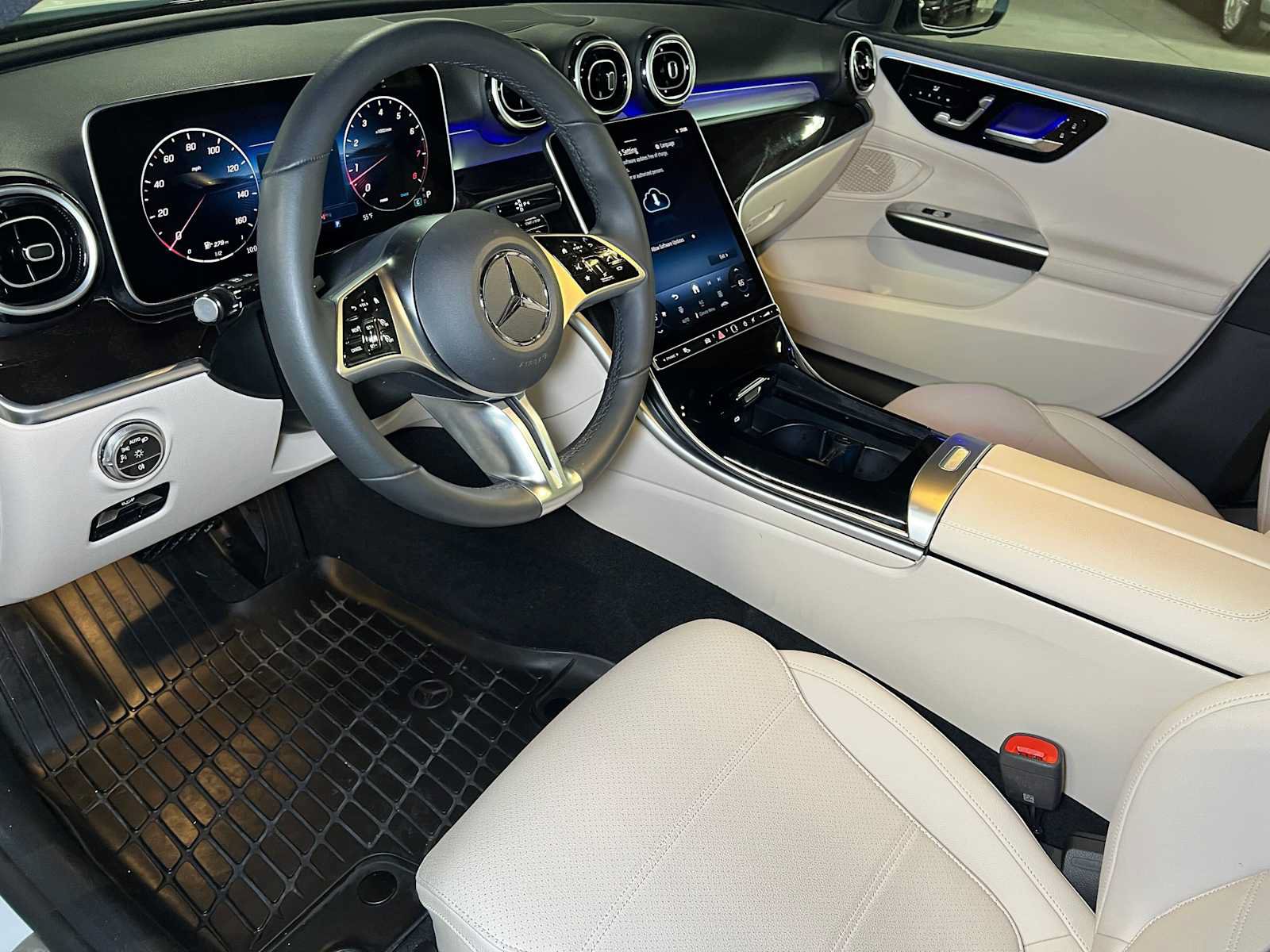 Certified 2026 Mercedes-Benz C 300 4MATIC Sedan image 27