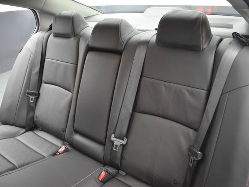 New 2025 Nissan Altima 2.5 SR image 17