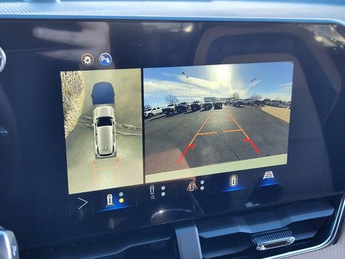 New 2026 Chevrolet Equinox ACTIV w/ Convenience Package III FWD image 18