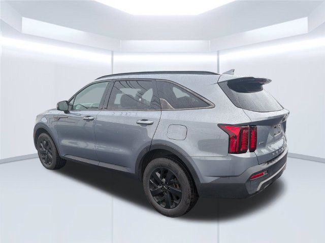 Used 2021 Kia Sorento S w/ Panoramic Sunroof Package AWD/4WD image 3