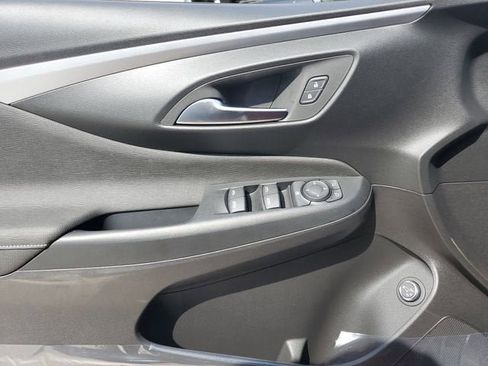 New 2026 Buick Envista Preferred w/ Convenience II Package FWD image 16