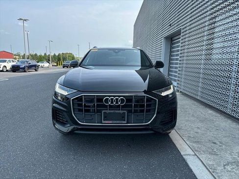 Used 2023 Audi Q8 Premium w/ Convenience Package AWD/4WD image 5