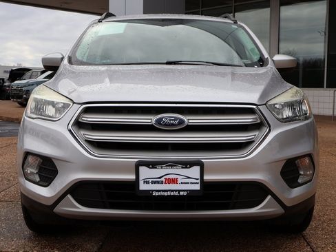 Used 2018 Ford Escape SE image 8