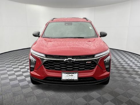 Used 2026 Chevrolet Trax RS w/ Driver Confidence Package image 2