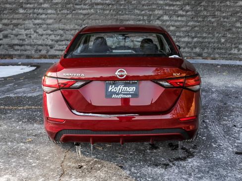 Used 2023 Nissan Sentra SV image 8