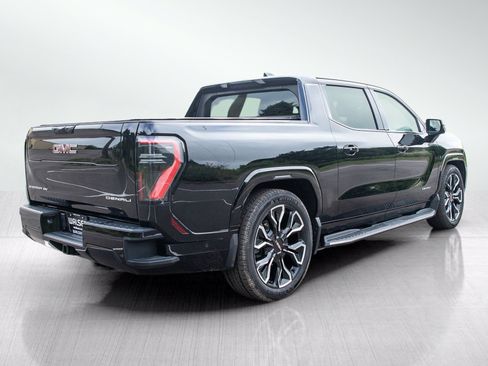Used 2026 GMC Sierra EV Denali AWD/4WD image 5
