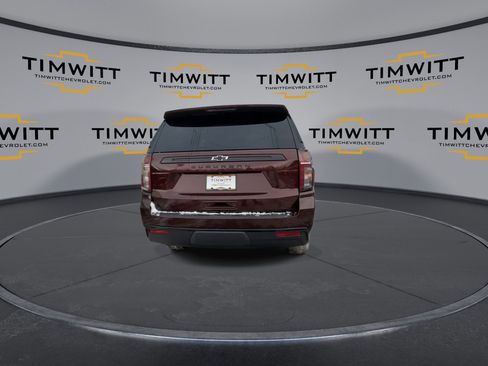 Used 2023 Chevrolet Suburban Z71 w/ Luxury Package image 8
