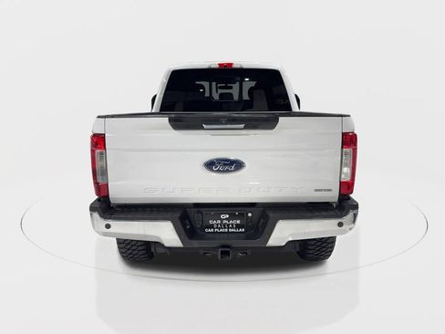 Used 2018 Ford F250 Lariat w/ Lariat Value Package image 10