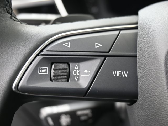 Used 2025 Audi Q3 2.0T Premium w/ Convenience Plus Package AWD/4WD image 24