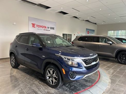 Used 2022 Kia Seltos EX image 1