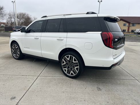 Used 2025 Ford Expedition Platinum w/ Platinum Ultimate Package image 6