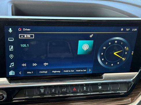 Used 2025 Chevrolet Silverado 2500 LT w/ Convenience Package image 28