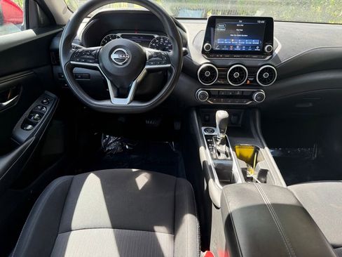 Used 2024 Nissan Sentra SV FWD image 14