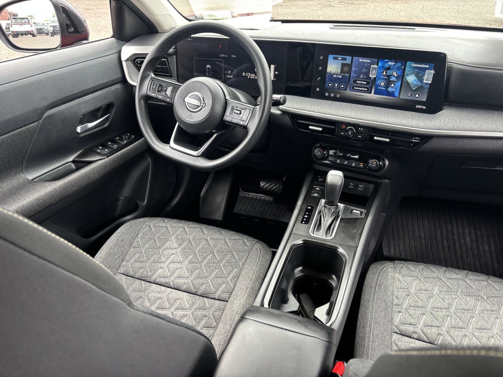 Used 2026 Nissan Kicks SV FWD image 15