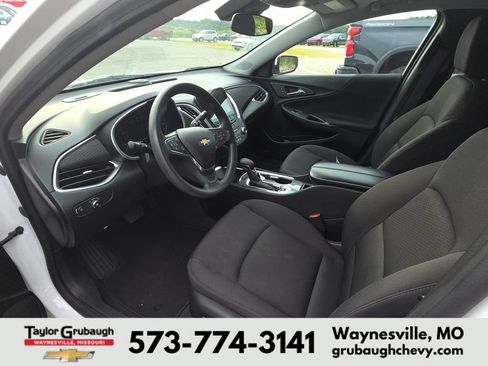 Used 2023 Chevrolet Malibu LT FWD image 8