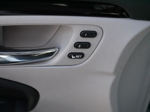 Certified 2021 Honda Pilot Touring image 19