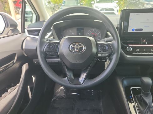 Certified 2025 Toyota Corolla LE FWD image 16