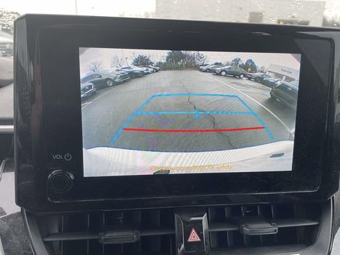 Used 2024 Toyota Corolla LE image 38