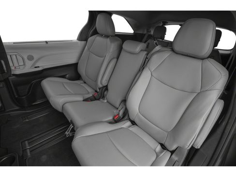 Used 2025 Toyota Sienna XLE AWD/4WD image 11