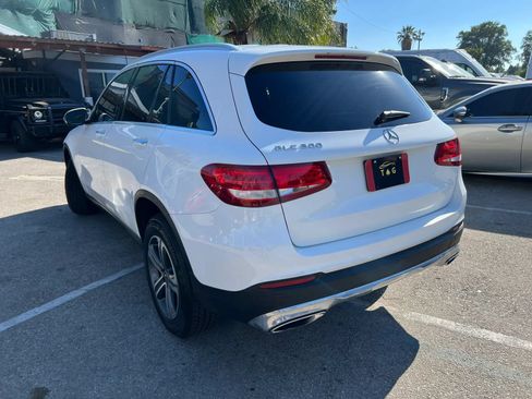 Used 2019 Mercedes-Benz GLC 300 w/ Premium Package image 7