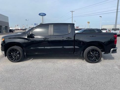 Used 2022 Chevrolet Silverado 1500 LT AWD/4WD image 8
