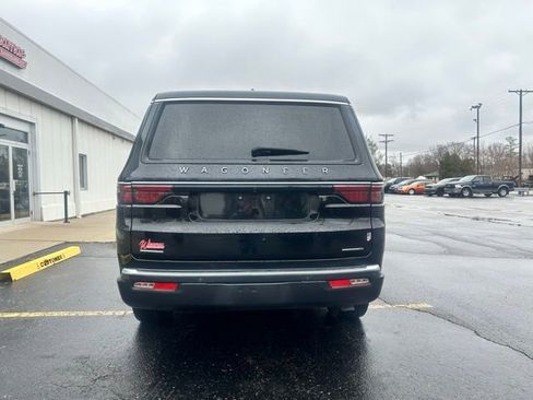 Used 2022 Jeep Wagoneer Series II w/ Premium Group I image 6