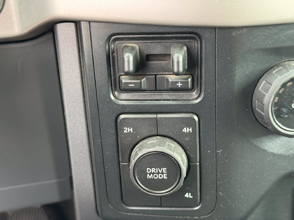 Used 2022 Ford F150 XLT w/ Trailer Tow Package AWD/4WD image 12