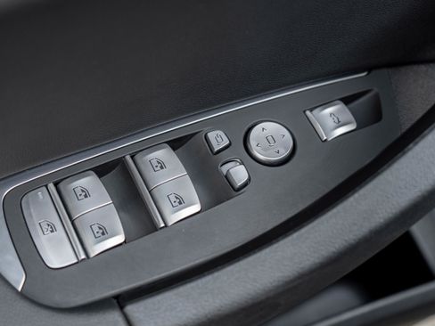 Used 2020 BMW X4 xDrive30i w/ Convenience Package image 12