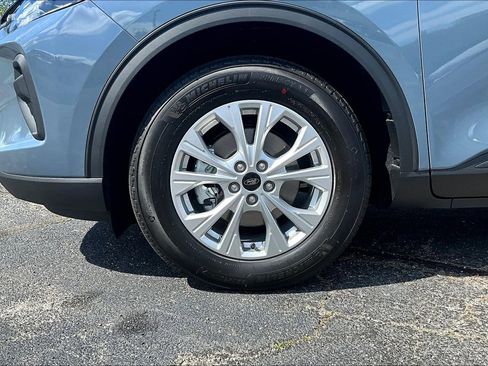 New 2026 Ford Escape Active w/ Tech Pack #1 FWD image 12