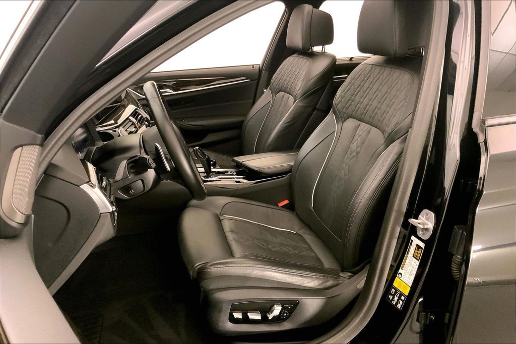 Used 2023 BMW 540i xDrive w/ Executive Package AWD/4WD image 13