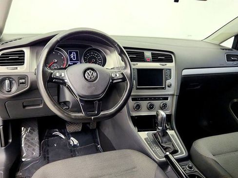 Used 2017 Volkswagen Golf S AWD/4WD image 12