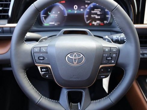 New 2026 Toyota Crown Signia image 14