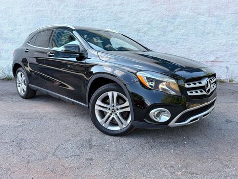 Used 2018 Mercedes-Benz GLA 250 image 9