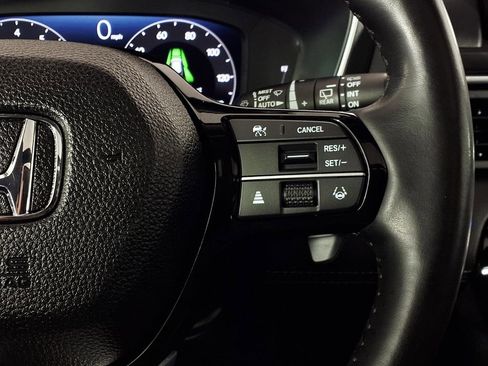 Used 2023 Honda Pilot Elite image 22