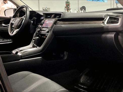Used 2019 Honda Civic EX image 14