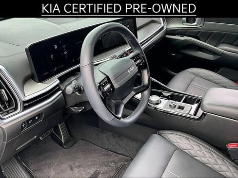 Certified 2026 Kia Sorento SX Prestige AWD/4WD image 12