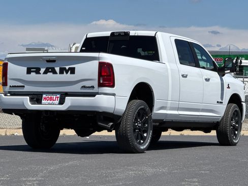 New 2026 RAM 2500 Laramie AWD/4WD image 3